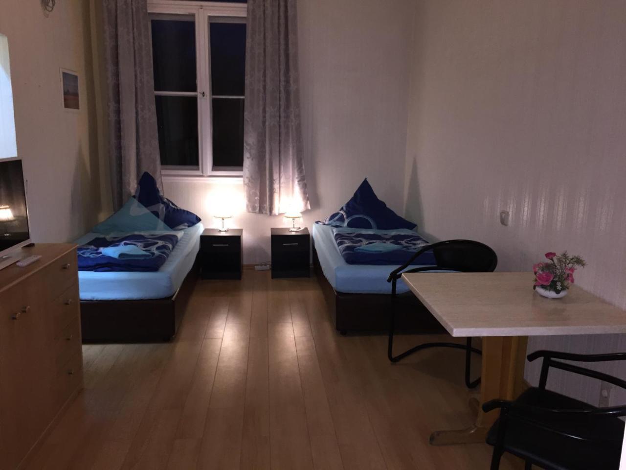 Zimmerfrei-Dresden Mit Bad-Minikuche Self Check In 24-7 外观 照片